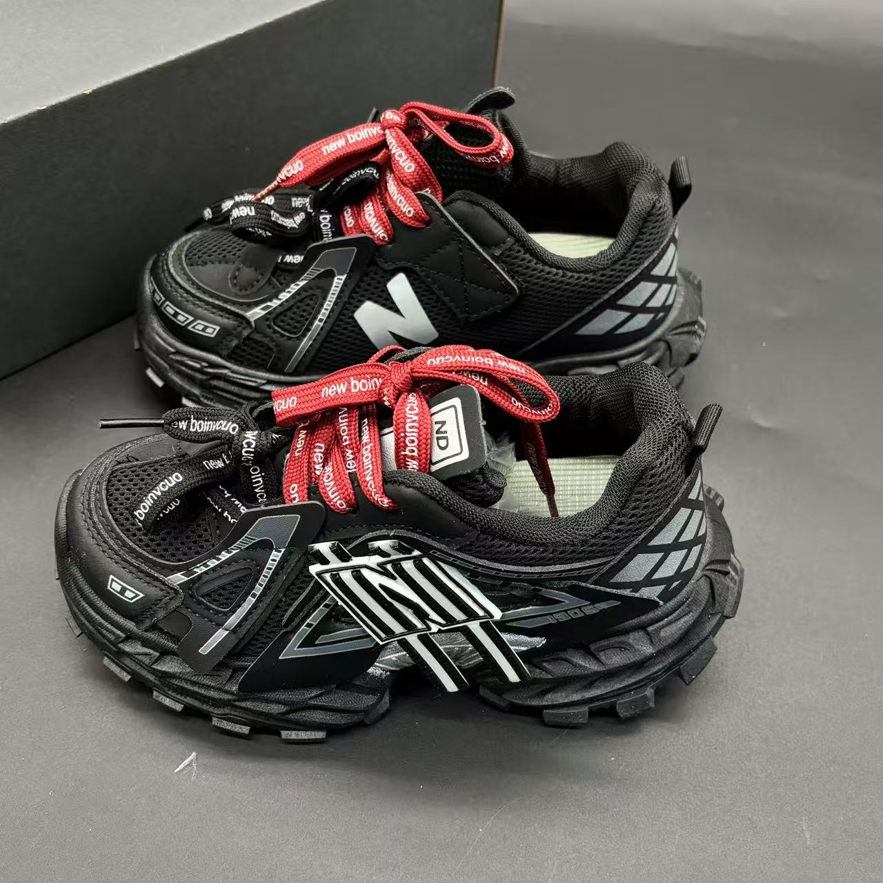 Children's shoes child